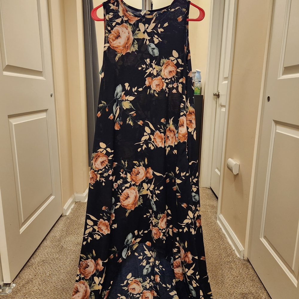 Floral Sleeveless Maxi Dress